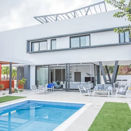 Neue, Luxurioese 3 Schlafzimmer In Zentrum Holiday home Protaras
